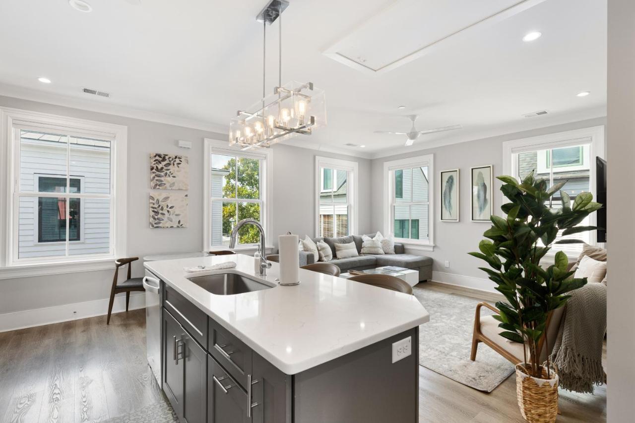 The Santee Suite At 122 Spring Чарлстън Екстериор снимка